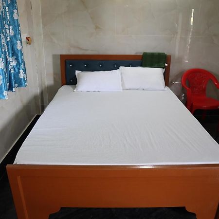 Jagannatha Guest House Пури Экстерьер фото